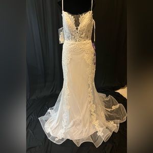 Beautiful wedding dress
